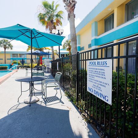 Garnet Inn & Suites Orlando Eksteriør billede