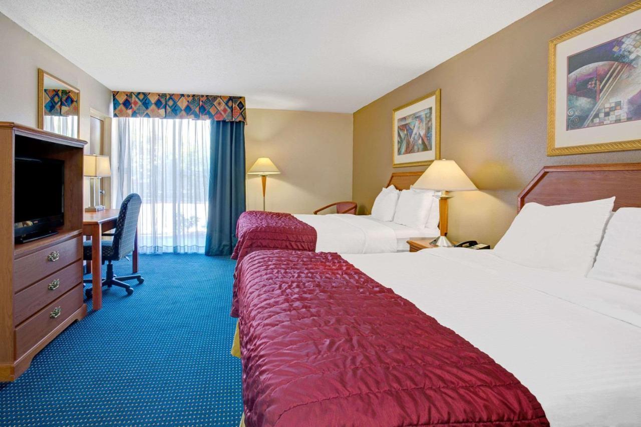 Garnet Inn & Suites Orlando Eksteriør billede