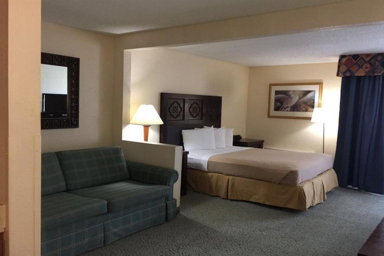 Garnet Inn & Suites Orlando Eksteriør billede