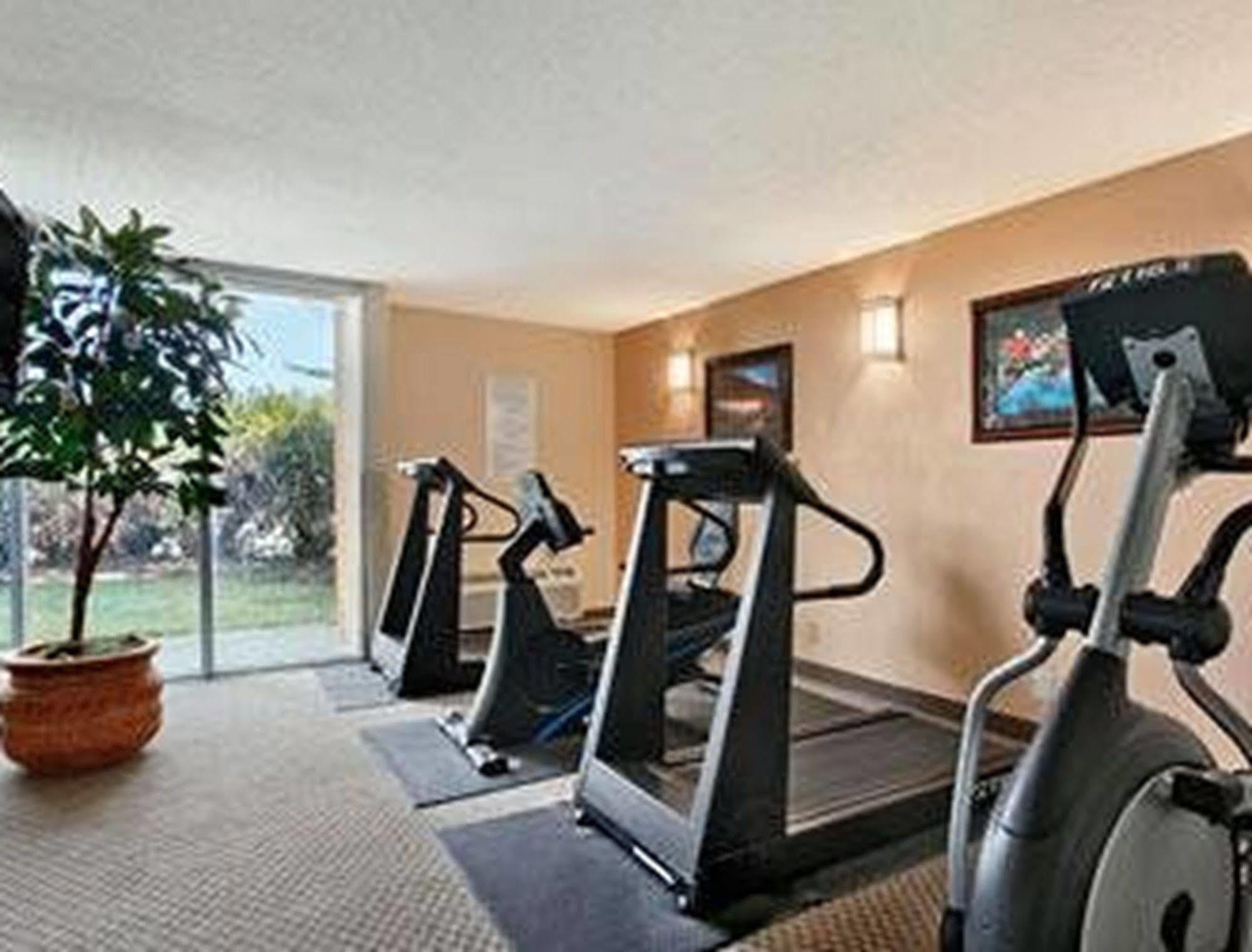 Garnet Inn & Suites Orlando Eksteriør billede