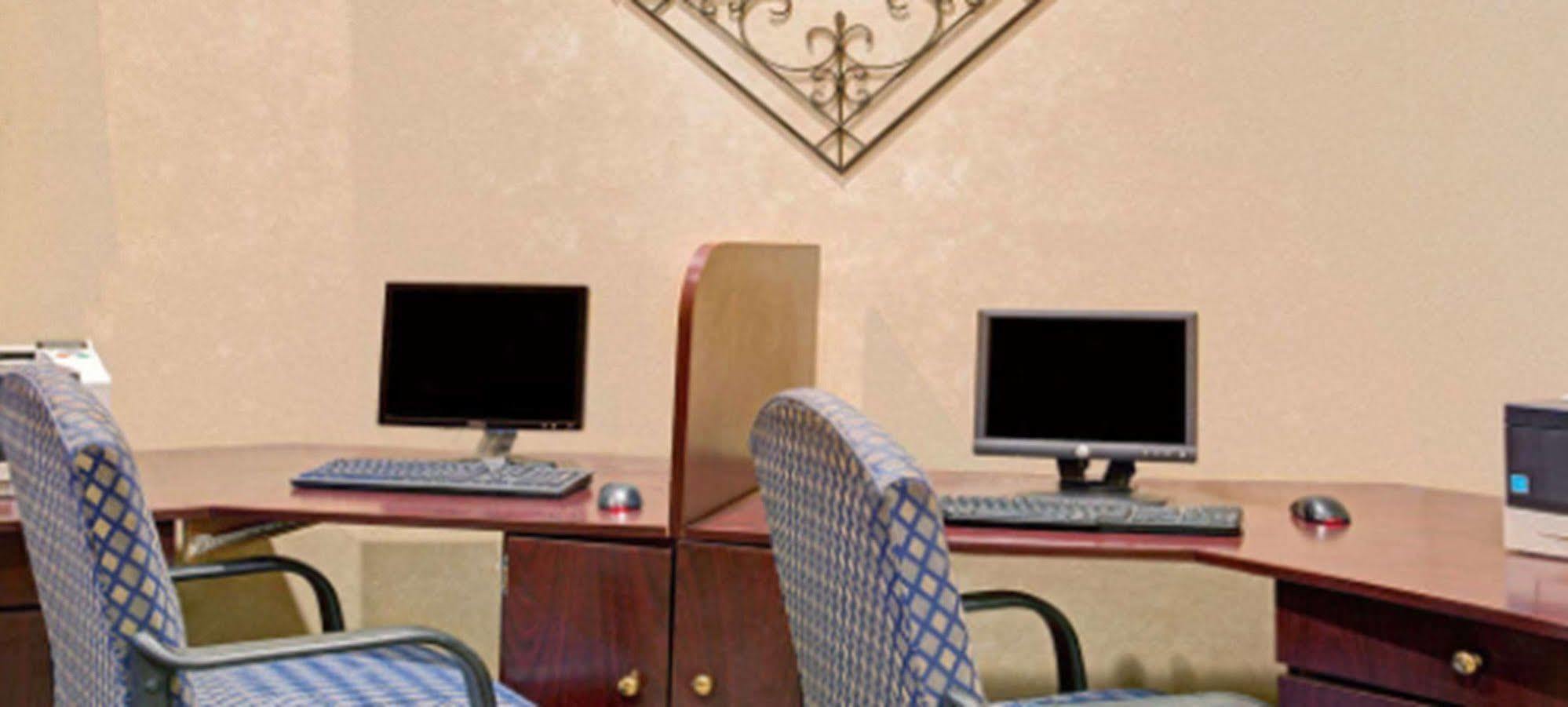 Garnet Inn & Suites Orlando Eksteriør billede